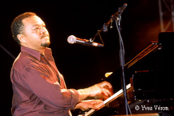 mariopap01 Mario Canonge