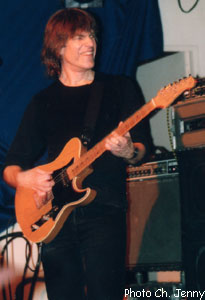 2004-06-03-Mike-Stern-03