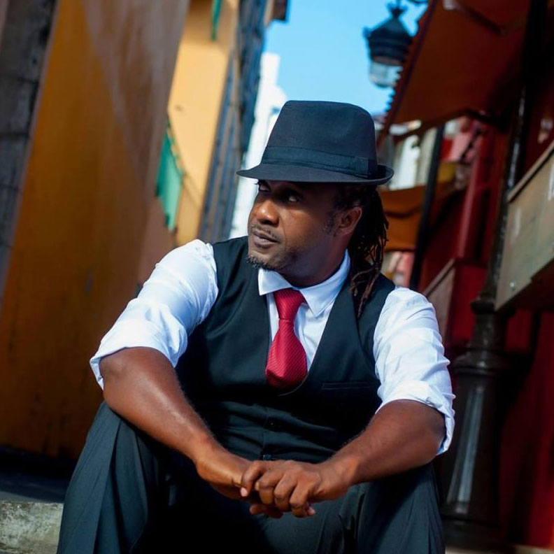 Dominik Coco & his Kako band