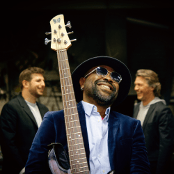 Etienne MBAPPE Nec+ featuring Nicolas ViCARRO & Christophe CRAVERO