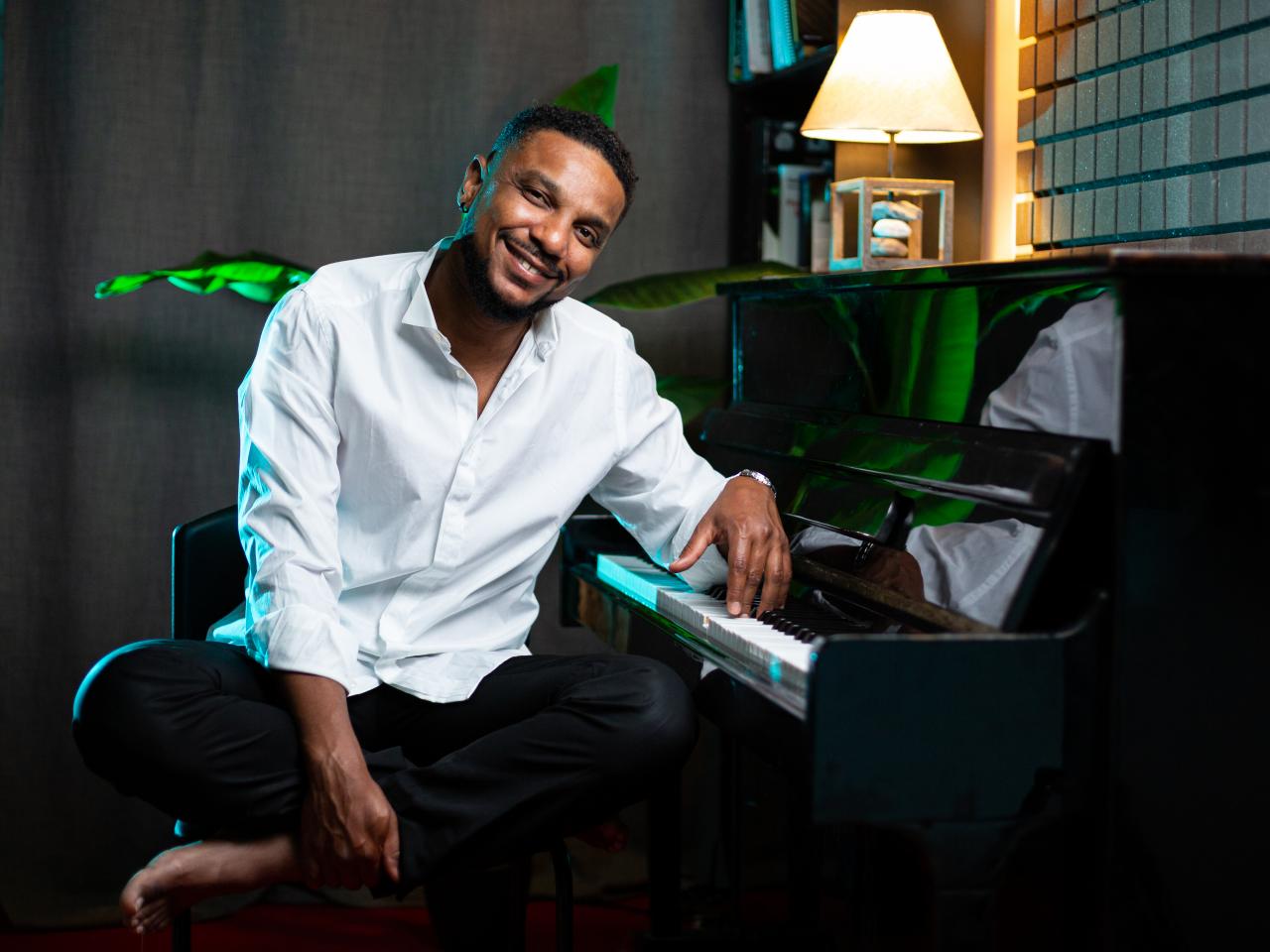 Jimmy Felvia "Convergence"