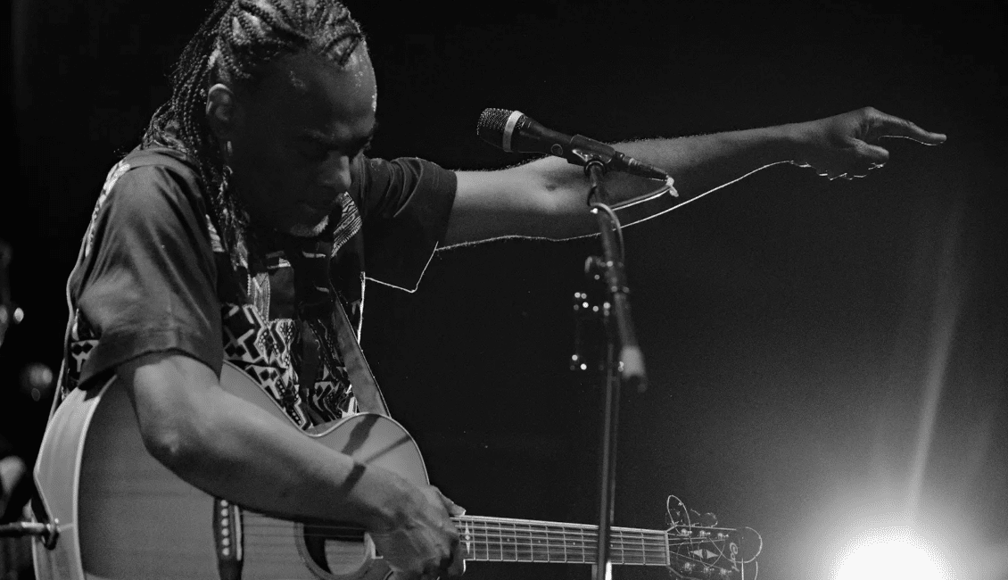 Kristo Numpuby (chante Brassens en Afrique) + Kaman Trio (1ère partie)